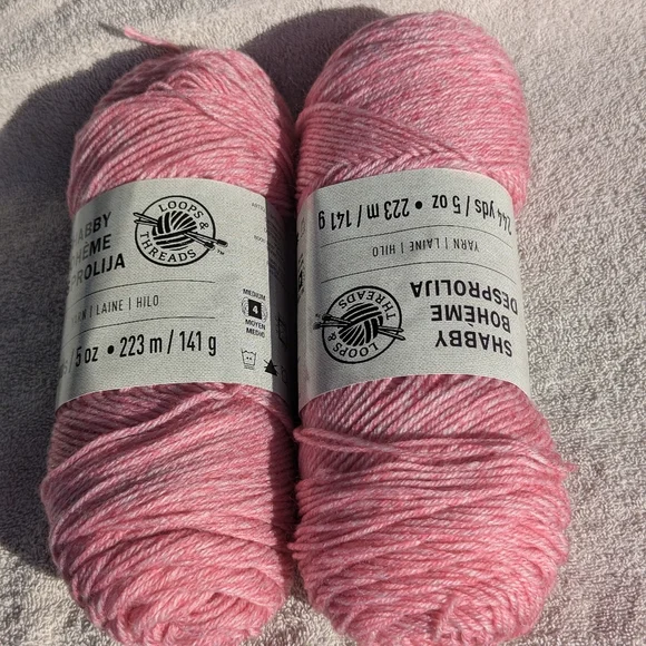 Loops & Threads Shabby Baby Pink Yarn, 2 Skiens Same Dye Lot, New - Picture 2 of 8